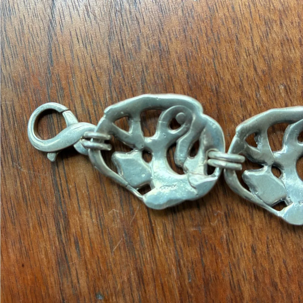 Elegant Silver Women's Bracelet